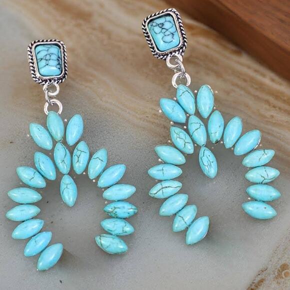 New Turquoise Beaded Stone Dangle Earrings Native‎ Tribal Aztec Western Vintage - Picture 2 of 4